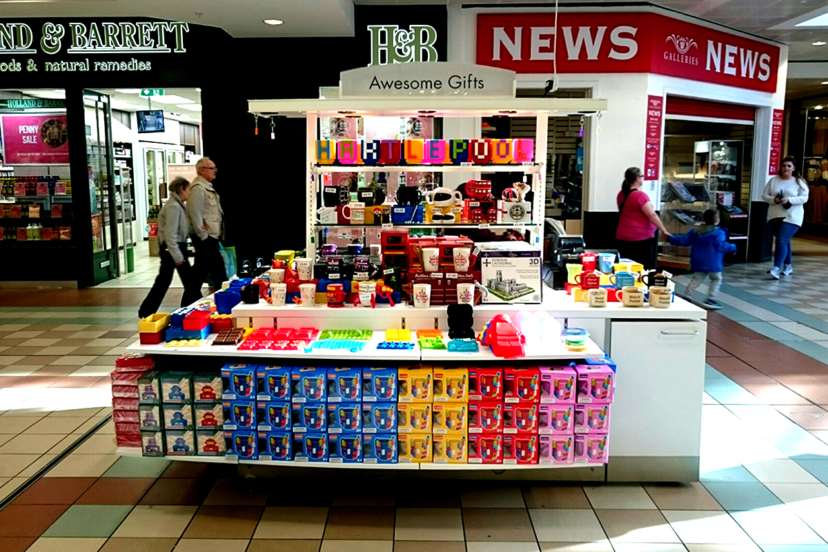 Toys and gifts retail Pop up kiosk - RMU - Middleton Grange